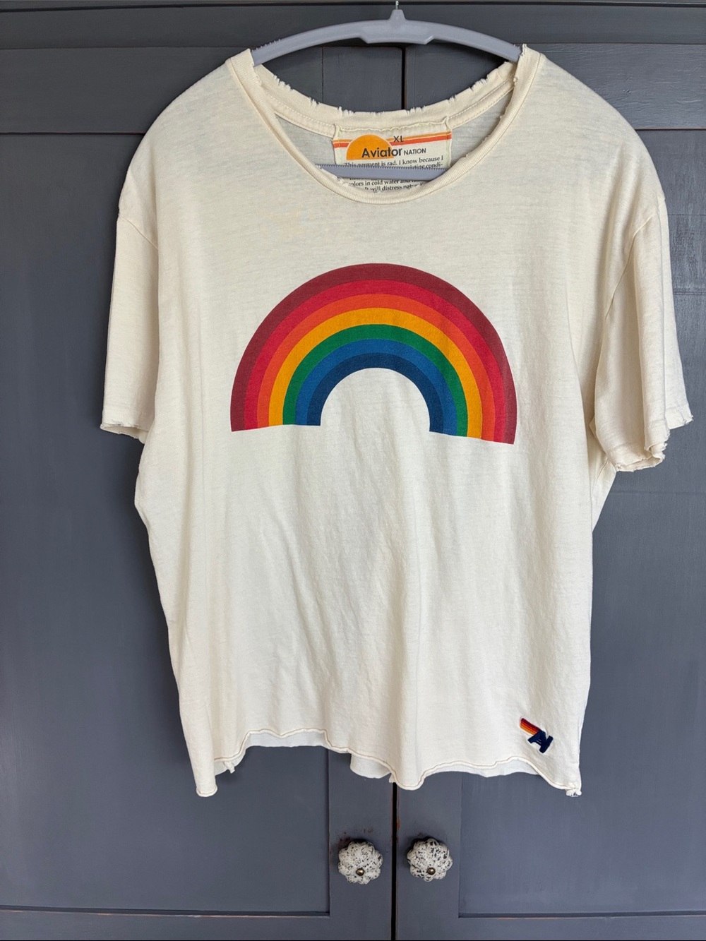 Aviator Nation Cream Tee XL with Multicolor Rainbow Graphic
